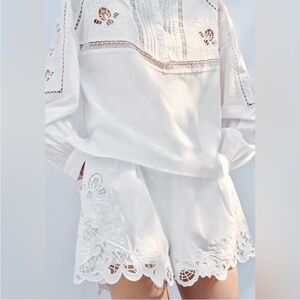 ZARA EMBROIDERED PLEATED SHORTS size small new